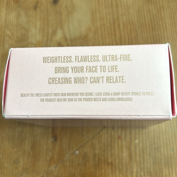 Jeffree Star Beige Magic Setting Powder - Picture 3 of 3